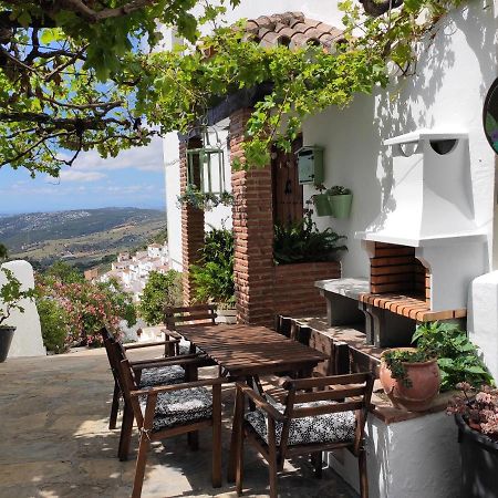 El Hogar De Lucia Villa Casares Luaran gambar