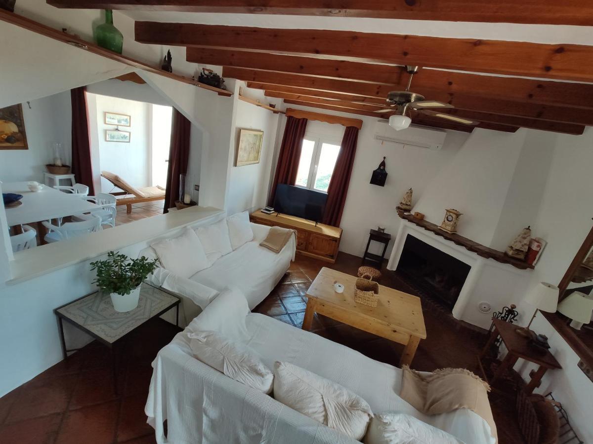 El Hogar De Lucia Villa Casares Luaran gambar