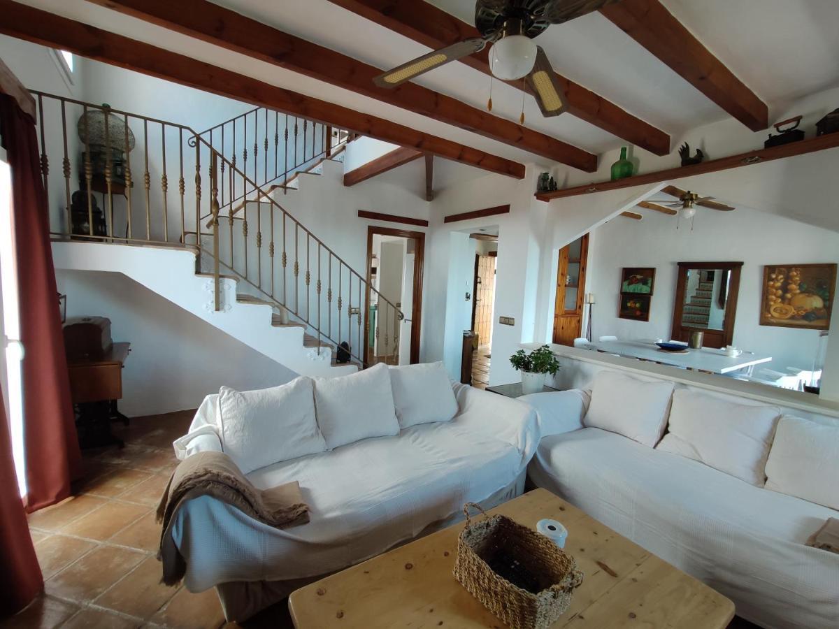 El Hogar De Lucia Villa Casares Luaran gambar