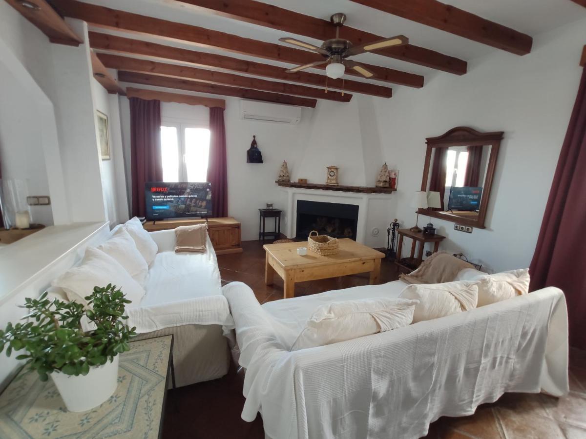 El Hogar De Lucia Villa Casares Luaran gambar