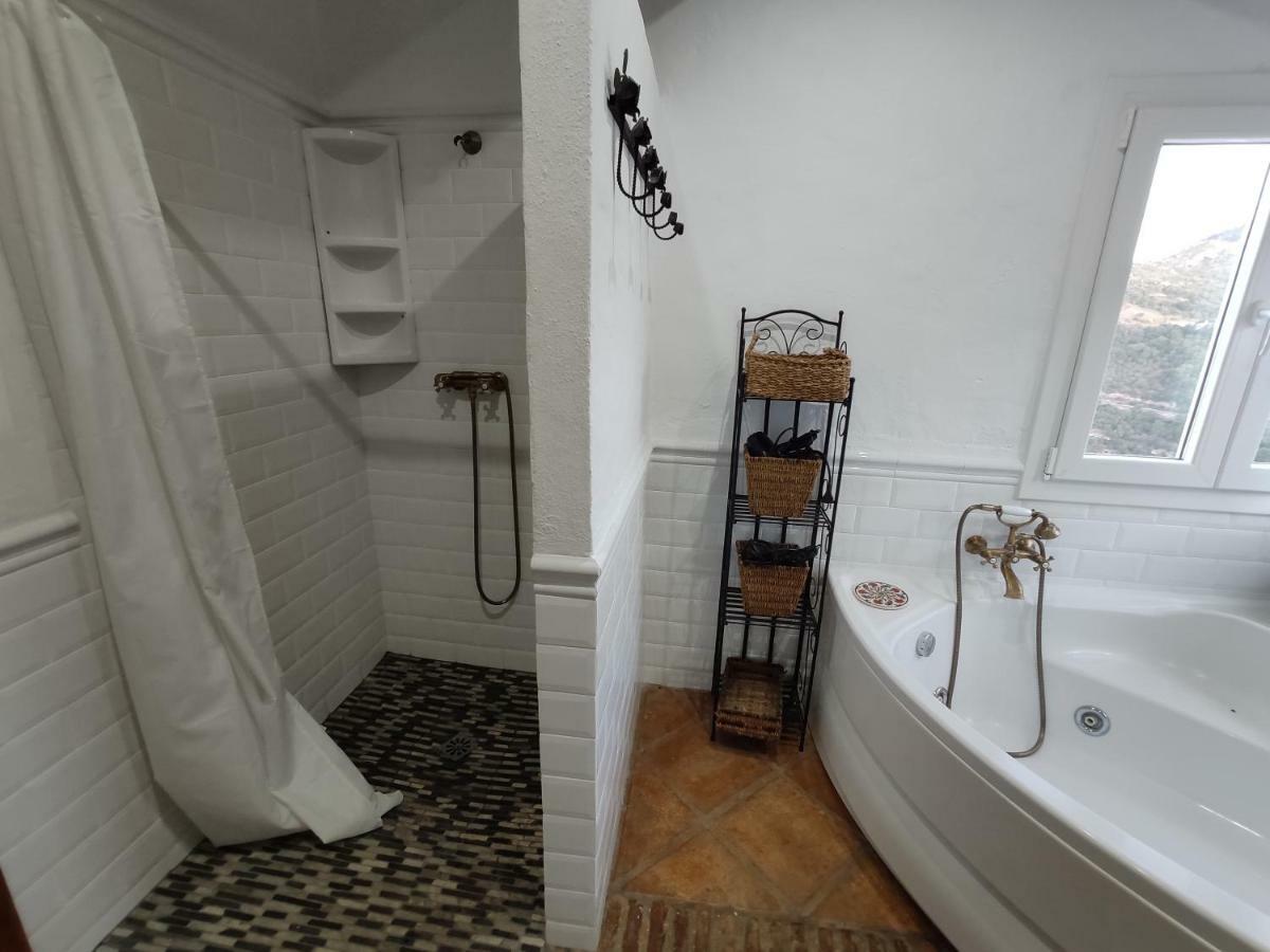 El Hogar De Lucia Villa Casares Luaran gambar