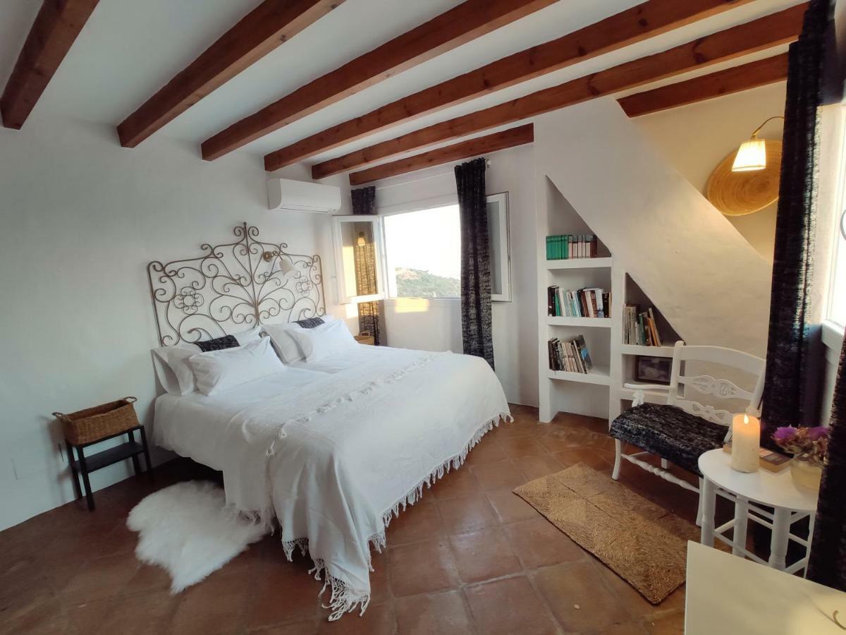El Hogar De Lucia Villa Casares Luaran gambar